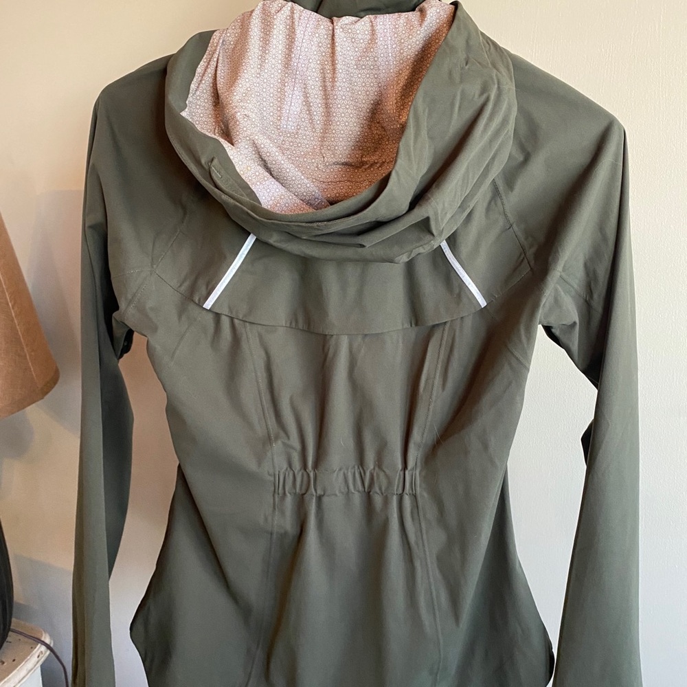 Athleta waterproof rain jacket